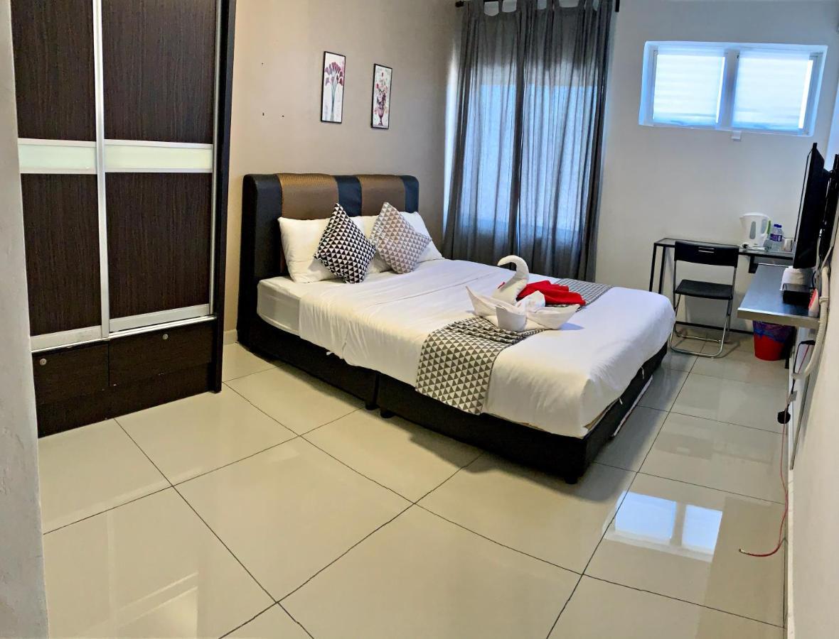 Pengkalan Dua Hotel Malacca Bagian luar foto